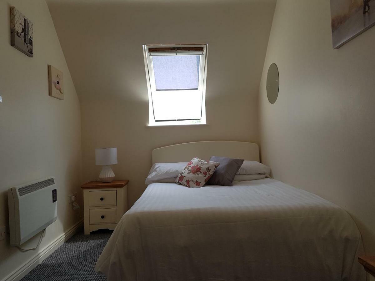 Apartamento Newcastle Townhouse Galway Exterior foto