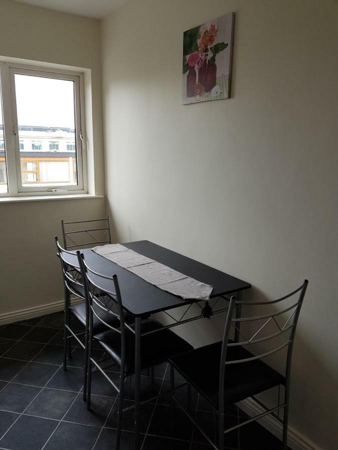 Apartamento Newcastle Townhouse Galway Exterior foto